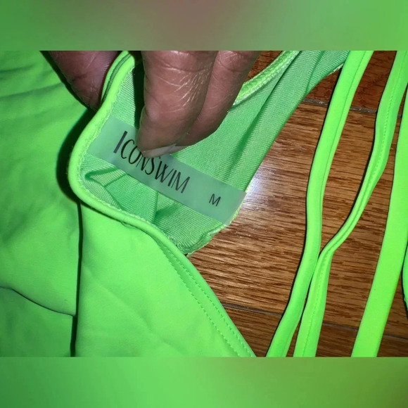 NWOT Icon Swim Bikini - Picture 4 of 4